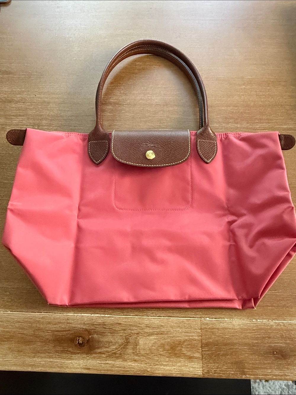 Medium Longchamp Pink Nylon Shoulder Bag with Brown Leather Trim - Picture 2 of 4